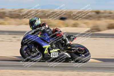 media/Nov-16-2025-Race Pace (Sun) [[8c5fa54630]]/Verified Riders/9-Turn 16 (150pm)/